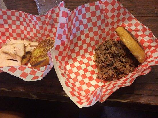 Eddie Deen's Crossroads Smokehouse